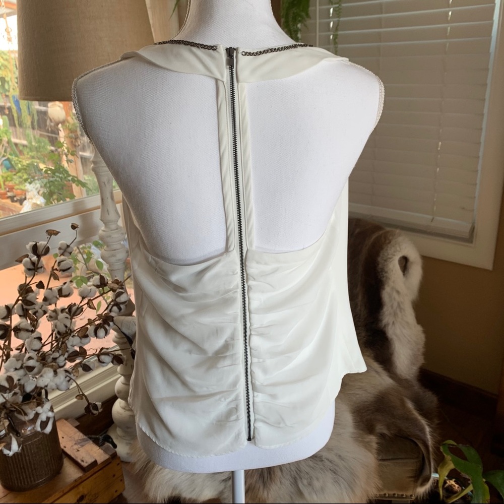 💚2/$10 Lovestitch Zip Racer Back White Tank Top with Chain Top